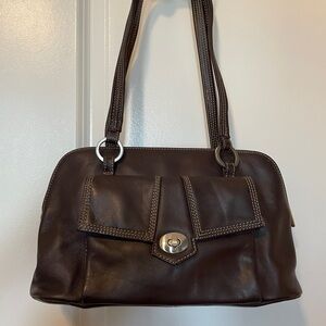 Classic Brown Stone Mountain Leather Shoulder Bag with Structured Design